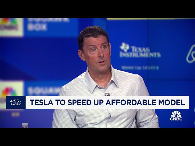 Former Tesla president: Company is pivoting to autonomy 'because their core business is weak'
