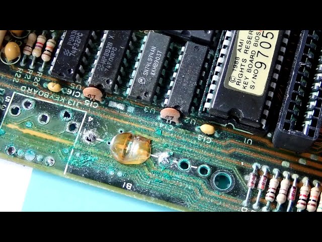 Will this 286 mainboard ever work again? Heavy damage by leaky battery