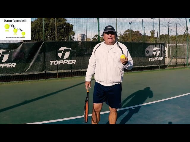 How to toss the ball correctly on the serve
