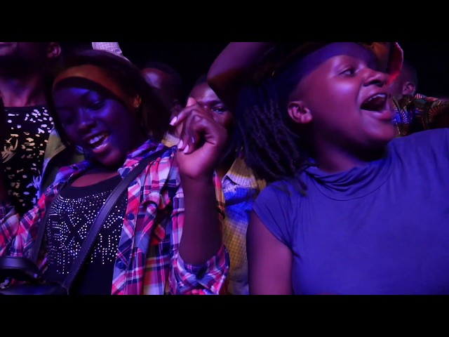 Meddy Singing live at Youth Connect (Official Video)