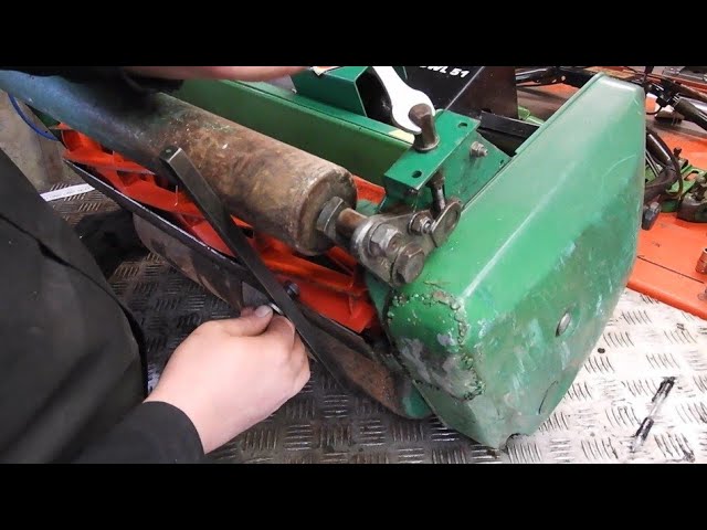 How To series - Setting height of cut on a cylinder mower