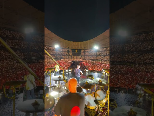 💛 #ColdplayKualaLumpur #Yellow