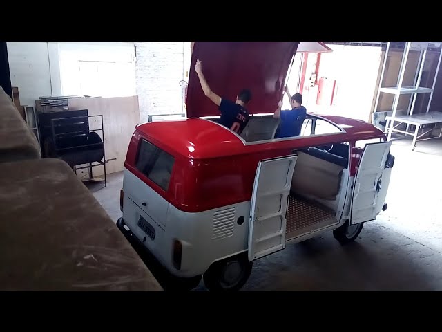 Amateur builder VW Kombi Clipper 1990 Food Truck Transformation, Tiny Restaurant (time lapse)