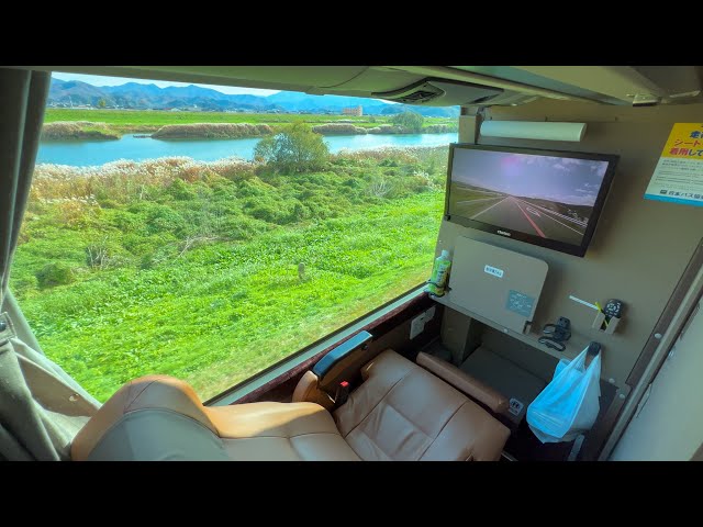 Amazing Private Room in Japan Bus from Kinosaki to Osaka 🚍
