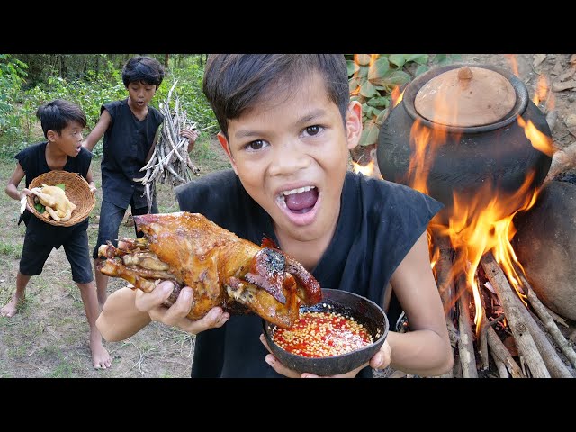 Survival Skills Primitive - Cooking  chicken recipe and eating delicious ep0012