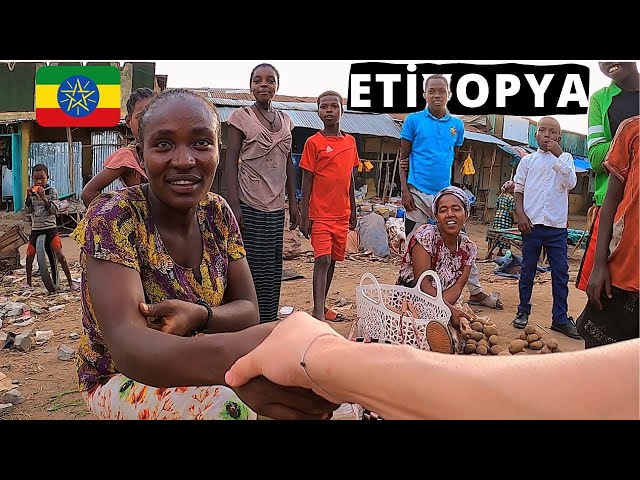 Day One in ETHIOPIA ~ Meeting Locals on the Streets