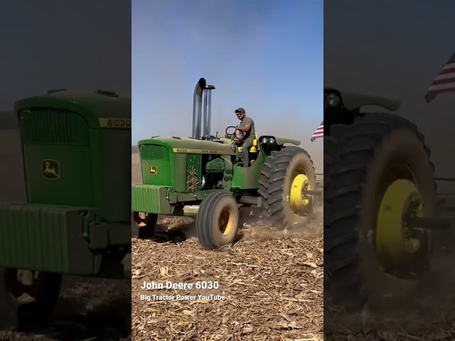 JOHN DEERE 6030 Tractor Plowing