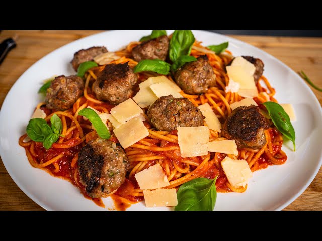Spaghetti mit Fleischbällchen | Super leckere Pasta 🍝
