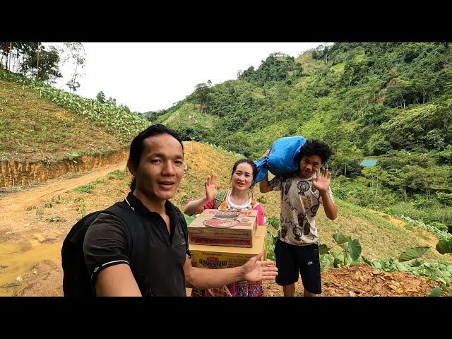Zon and Vang Hoa bring charity gifts to the poor, Survival Instinct, Wilderness Alone, Ep 238