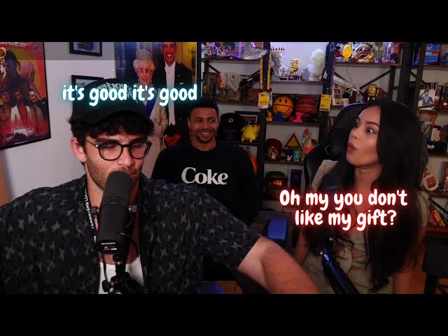 Valkyrae can't believe can't believe how Ungratetful Hasan is to her gifts.