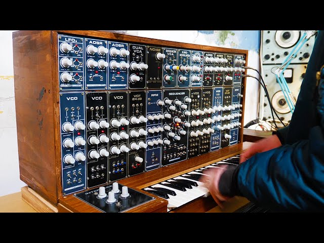 Legato Sounds From The Old Formant Analog Synthesizer