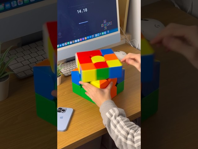 Giant 18cm Rubik’s Cube Solve!