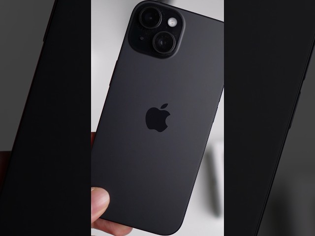iPhone 15 Gorgeous Black Colour 🖤 Quick Unboxing #shorts  #iphone15