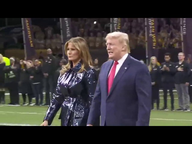 President Trump draws cheers at college football national championship