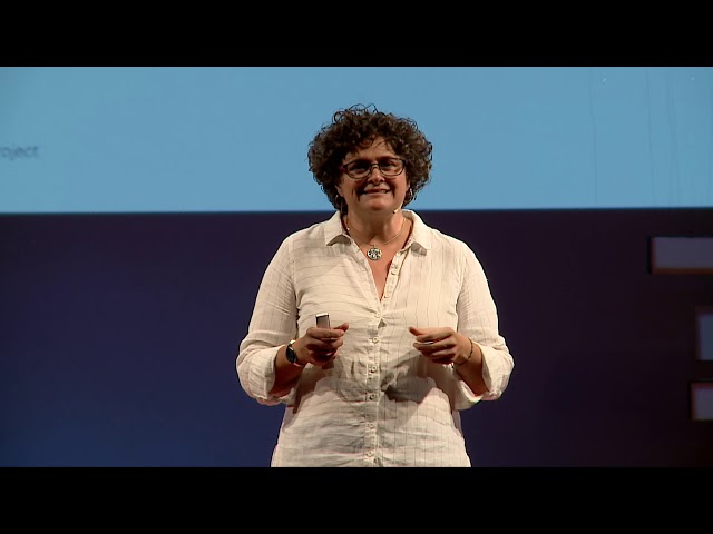 La atención es el corazón de la inteligencia | Charo Rueda | TEDxPuertadePurchena