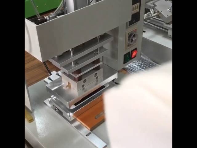 YMJ frame install machine , press very tight, not separate apart