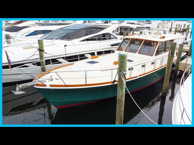 This 54' CLASSIC Yacht is SUBLIME [Full Tour] Learning the Lines
