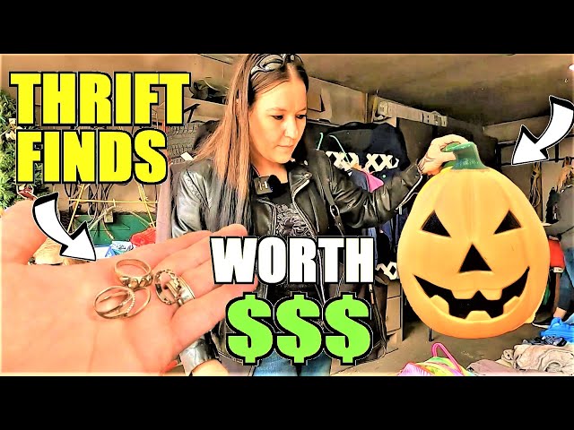 Ep562:  AMAZING VINTAGE THRIFT FINDS! 🤯 Gold & Vintage Halloween blow molds!  😮 Shop with me!