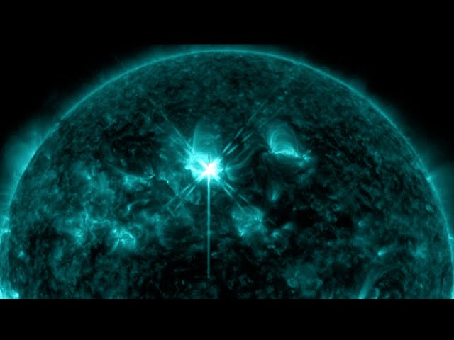 X Class Solar Flare, Big Geomagnetic Storm, Flares & Quakes | S0 News May.3.2024