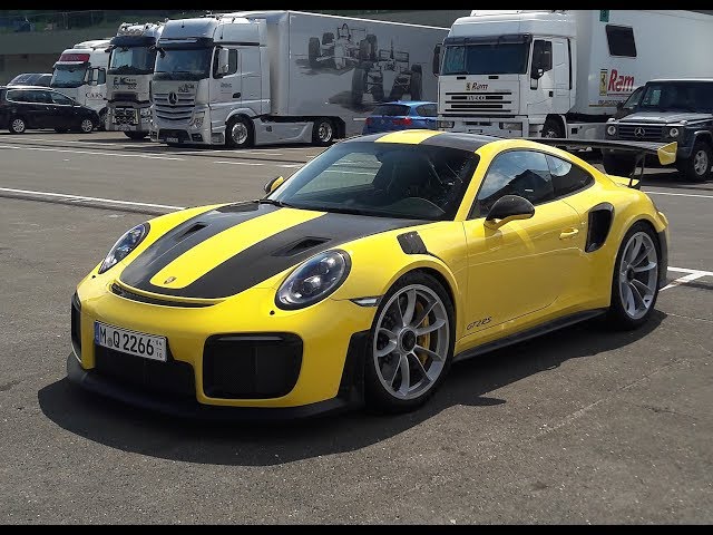 Porsche  991 GT2 RS fly-by Sounds on track!