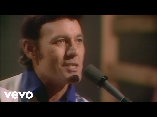Carl Perkins - Blue Suede Shoes (from Man in Black: Live in Denmark)
