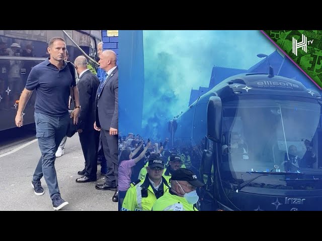 AMAZING scenes at Goodison Park as Everton arrive for Merseyside Derby 🔥