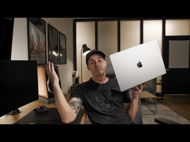 I returned the 14 inch M1 Pro...Why I went back to the 16 inch Macbook Pro (M1 Pro)