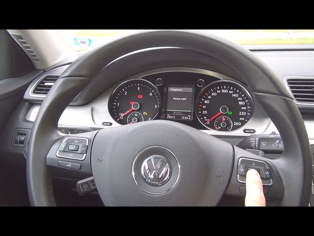 Volkswagen Passat 2.0 TDI BlueMotion (2014) Interior review