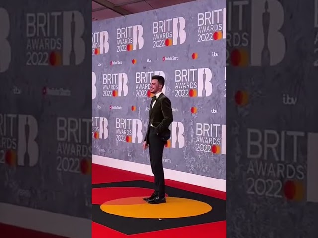 come with me to the BRIT AWARDS red carpet!!!! #BRITsUnseen @youtube #gifted