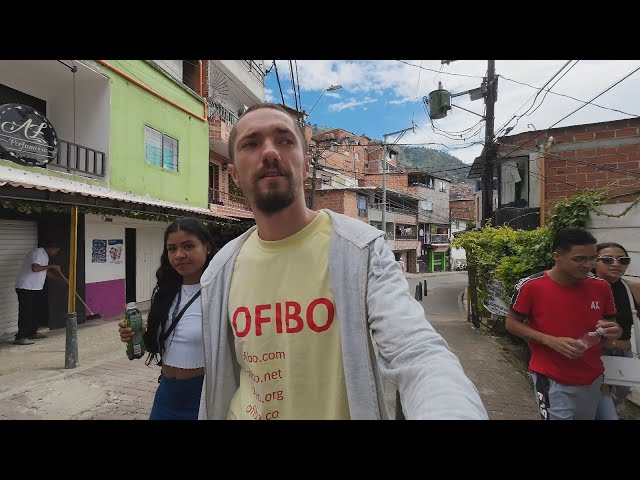 Colombian Girl Shows Me Dangerous Hood "Barrios" In Medellin 4K 🇨🇴 | OFIBO English