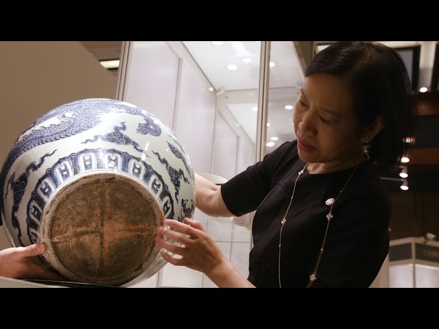 The Priceless Ming Jar Used as an Umbrella Stand | Christie's