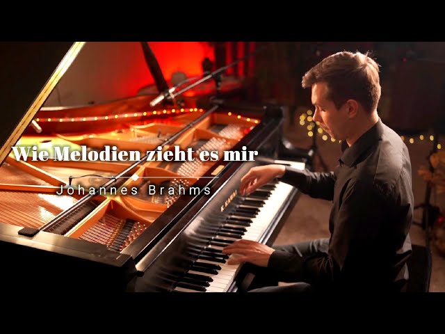 J. Brahms - Wie Melodien zieht es mir (Piano only)
