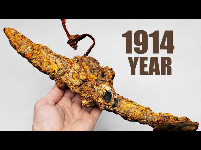 EXTREMELY Rusty WW1 Pickaxe Restoration