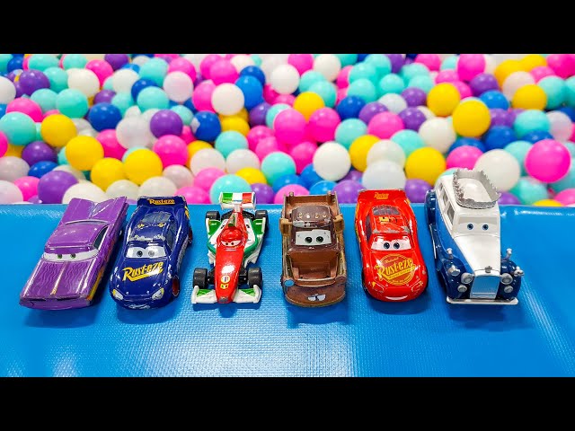 Disney Pixar Cars falling into deep pool, Lightning McQueen, Tow Mater, Mack, Sally, Francesco,Wingo