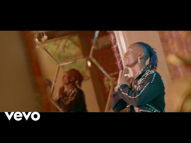 Fik Fameica - Tobiloberamu (Official Music Video) HD