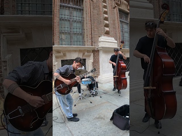 Jazz Street Music in Turin, Torino, Italy #shorts #jazz #streetmusic