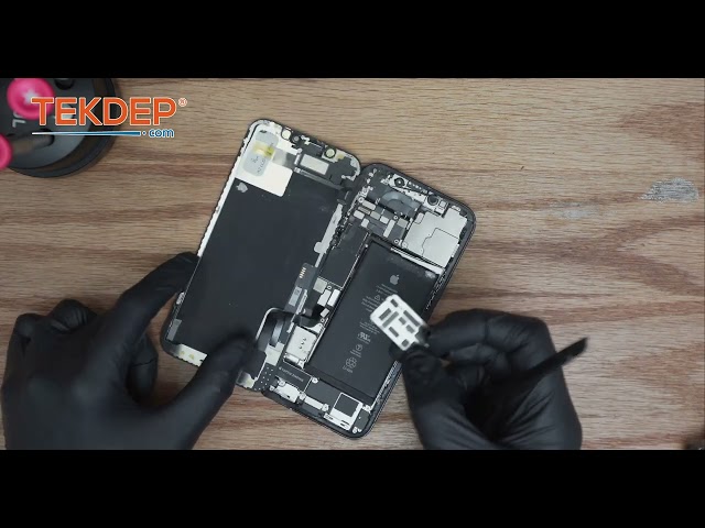 Fixing the LCD on an iPhone 12 | Increase Your Trade in Value Today!