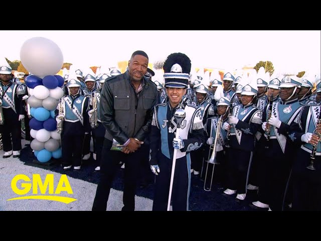 Michael Strahan surprises JSU's Sonic Boom of the South l GMA