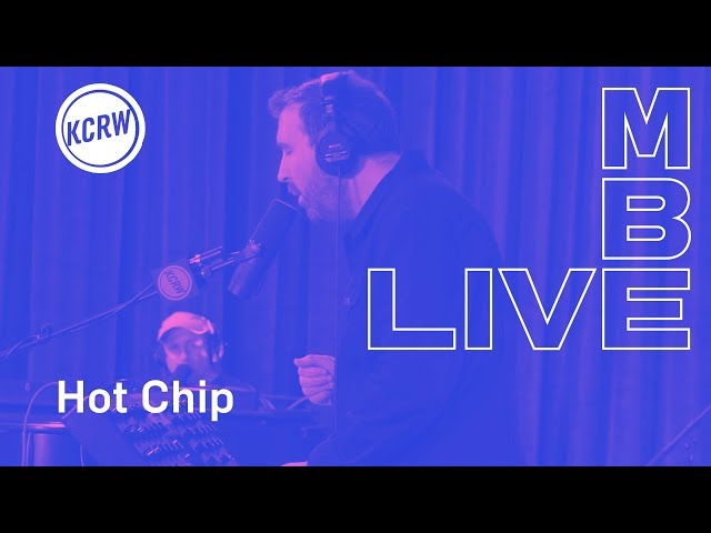 Hot Chip performing "Spell" live on KCRW