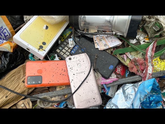 Scavenge the trash find lots of broken phones || Restoration broken phone Oppo F5