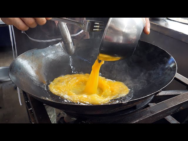 amazing skills! egg fried rice cooking - thai street food