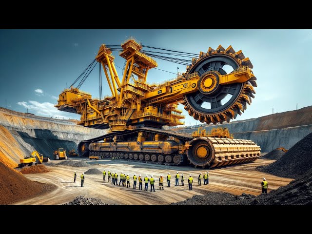 5 Colossal Bucket Excavators That'll Blow Your Mind!