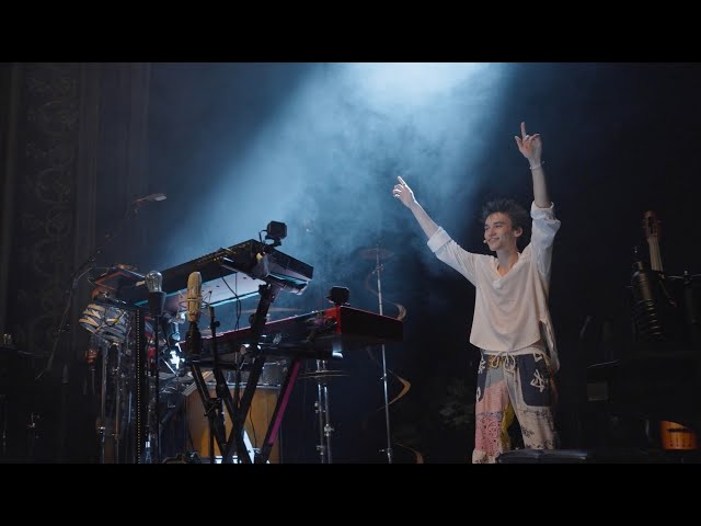 Jacob Collier - Can't Help Falling In Love (Live in Lisbon)