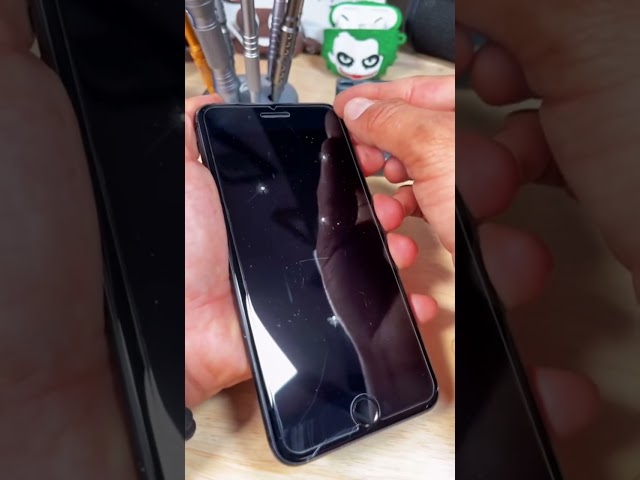 Tempered Glass Screen Protector vs Glass Picker 🤯.               #iphone #screen #glass #test #tech
