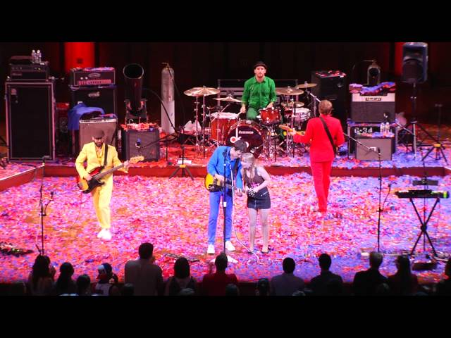 Here it Goes Again - OK Go (Live @ the Kennedy Center)