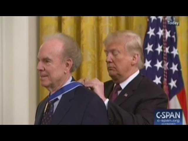 Roger Staubach receives the Presidential Medal of Freedom from President Trump (2018)