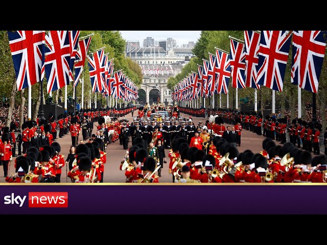 Watch in full: Queen leaves Westminster