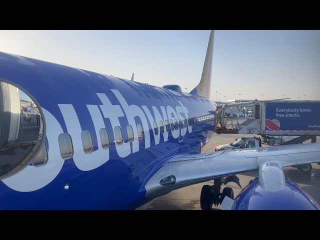 4K | Full Flight (MDW-PIT) | Southwest Airlines Boeing 737-700 (N7882B)
