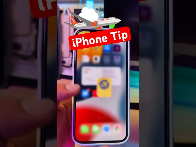Track your Flight using your iPhone 🤩 Cell Phone Tips                                #shorts #tips