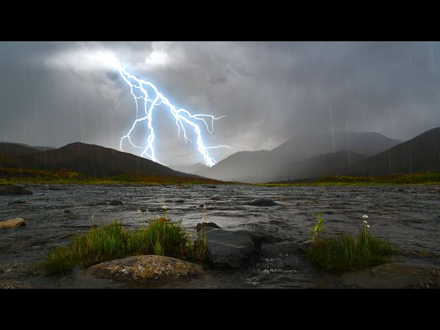 Thunder, Rain & Water Create Perfect Storm Sounds for Sleeping